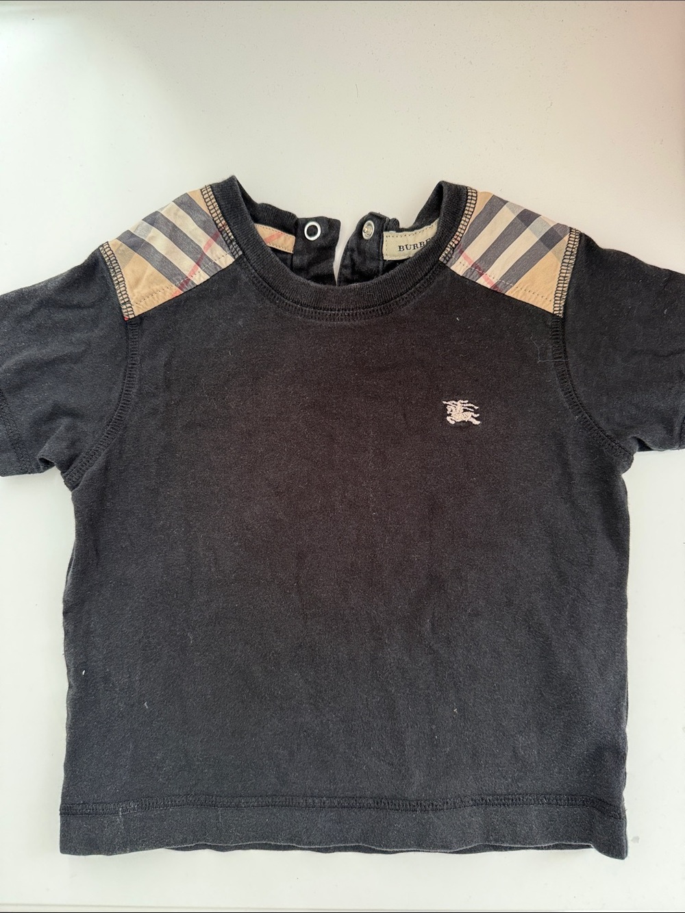 Burberry Kids Black Short-Sleeve Tee with Vintage Check Shoulders